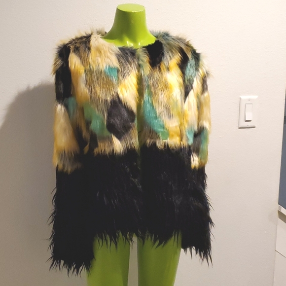 NEW Vintage style, faux fur, groovy jacket tags attached - BENEFITS RESCUE DOGS - Picture 1 of 15